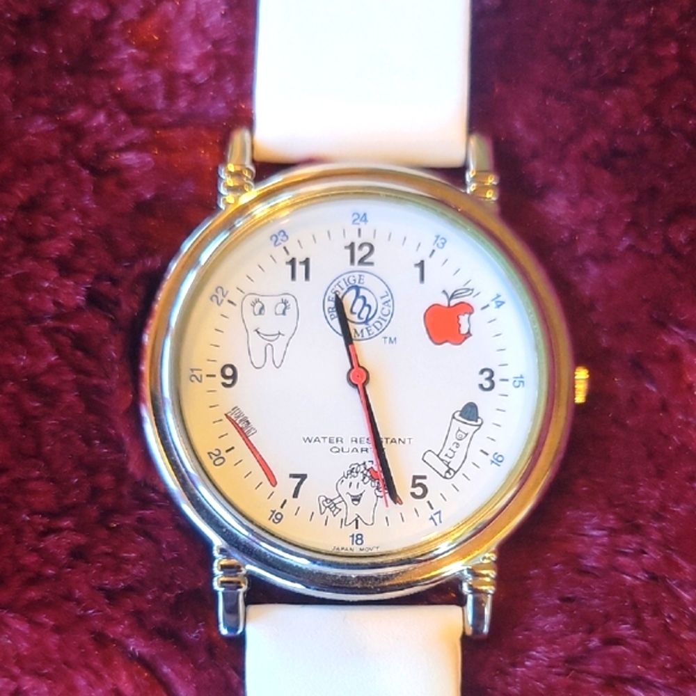 White & Silver Quartz Watch with Dental Design